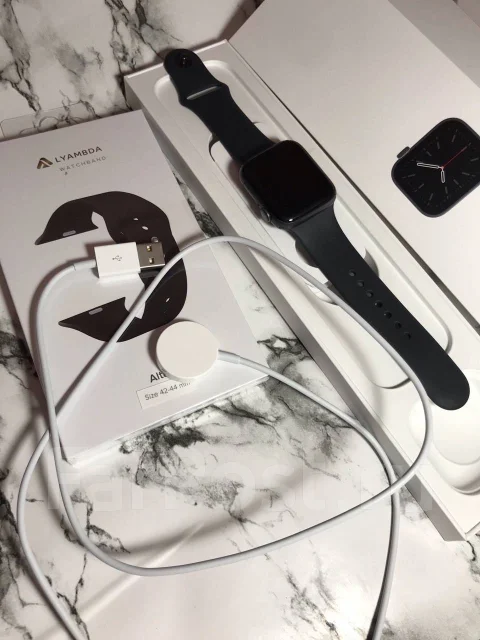 Apple Watch Series 6. GPS, NFC, IP67, IP68 ����