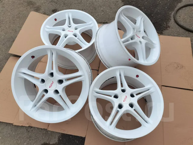 AWS. 9.0x17", 5x114.3, ET19 ����