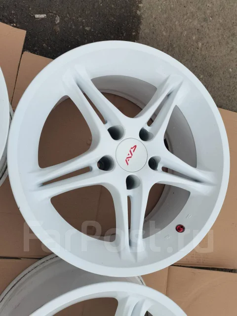 AWS. 9.0x17", 5x114.3, ET19 ����