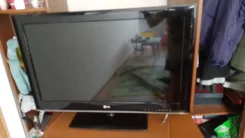 LG 32LM3400. LED ����
