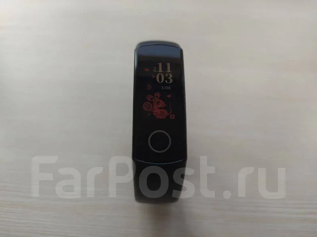 Honor Band 4. IP68 ����