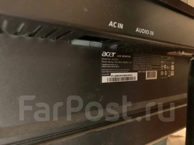 Acer. 19" ����