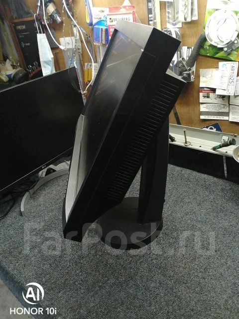 Eizo. 23", ���������� �� (LCD, LED, QLED) ����