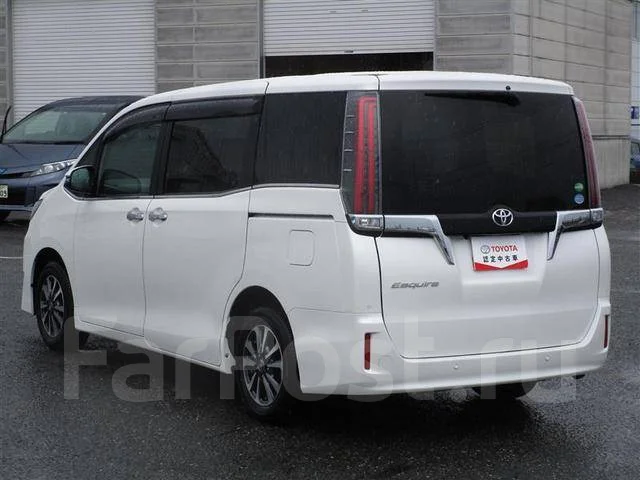 Toyota Esquire. �������, ��������, 1.8 (99��.�.), ������, �/�. ��� ����� �� ������������ ����