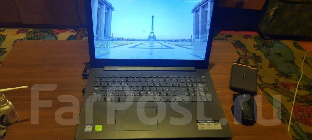 Lenovo IdeaPad 330. 16", 2,4����, ��� 8 ��, ���� 1 000���, WiFi: 1, Bluetooth: 1, ����������� �� 5��. ����