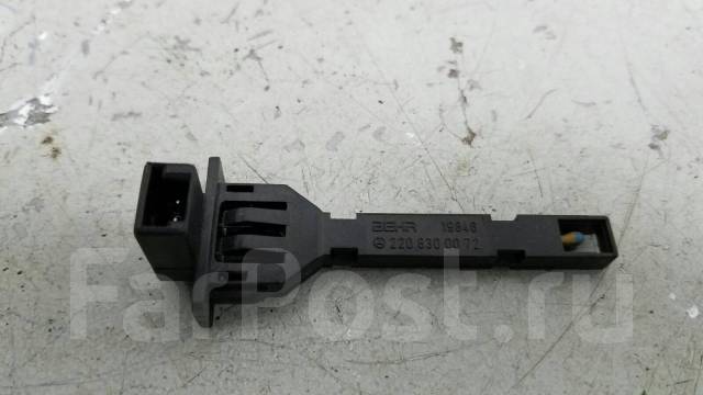 Датчик температуры w220. Датчиком температуры салона мерседес. Датчик температуры кондиционера w203. A0005426218. Датчиком температуры салона мерседес.