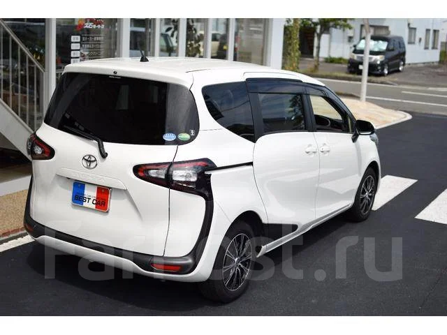Toyota Sienta. �������, ��������, ������, �/�. ��� ����� �� ������������ ����