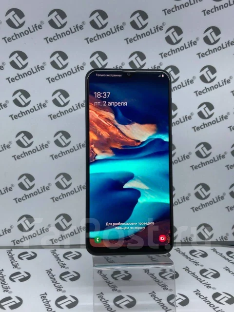 Samsung Galaxy A20. �/�, �����, 3G, 4G LTE, Dual-SIM, ����������, NFC ����