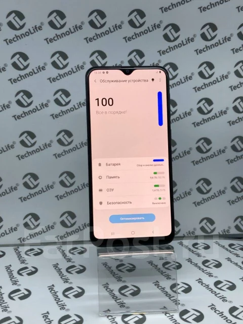 Samsung Galaxy A20. �/�, �����, 3G, 4G LTE, Dual-SIM, ����������, NFC ����