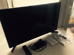 Samsung UE32J4000. LED ����