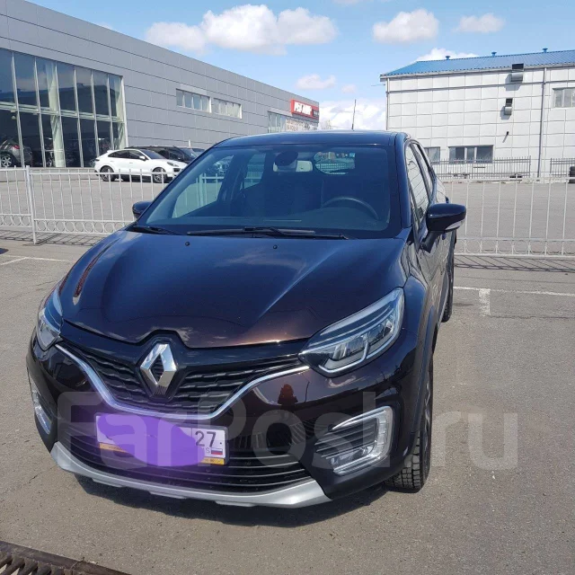 Renault Kaptur. ��������, ��������, 1.6 (114��.�.), ������, 31 700����. �� ����