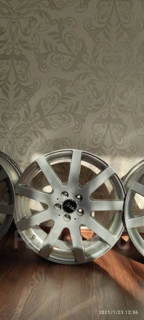 Alze. 7.0x17", 5x100, ET50 ����