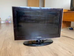 Samsung LE32D450G1W. LCD (��) ����