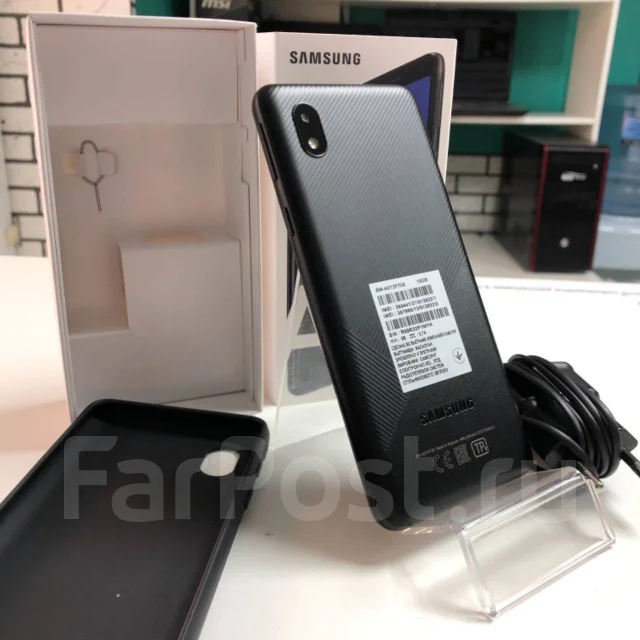 Samsung Galaxy A01. �����, ������, 3G, 4G LTE, Dual-SIM ����