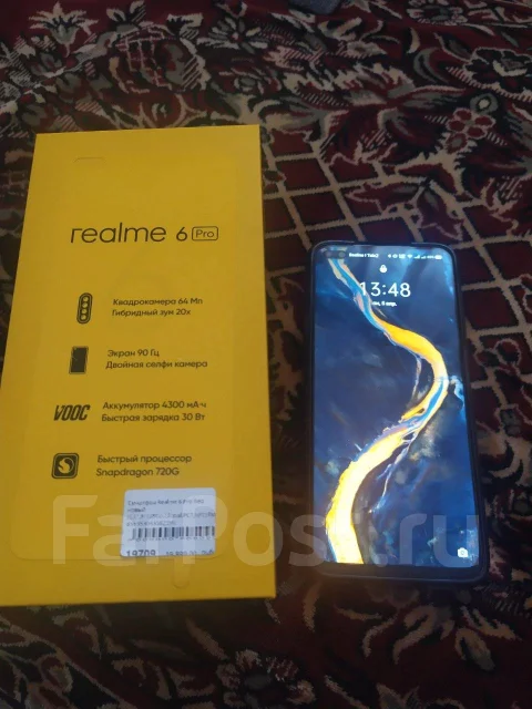 Realme 6 Pro. �/�, �������, 3G, 4G LTE, Dual-SIM, NFC ����