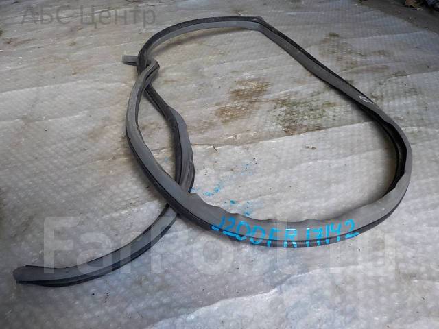 Уплотнитель лобового стекла шевроле лачетти. Уплотнительные резинки лачетти. Уплотнитель передней левой двери лачетти хэтчбек. Уплотнительные резинки лачетти. Lacetti chevrolet уплотнитель двери.