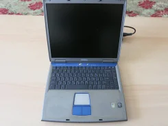 Dell Inspiron. 15", 2,4����, ��� 1024 ��, ���� 30��� ����