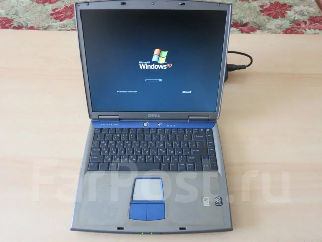Dell Inspiron. 15", 2,4����, ��� 1024 ��, ���� 30��� ����