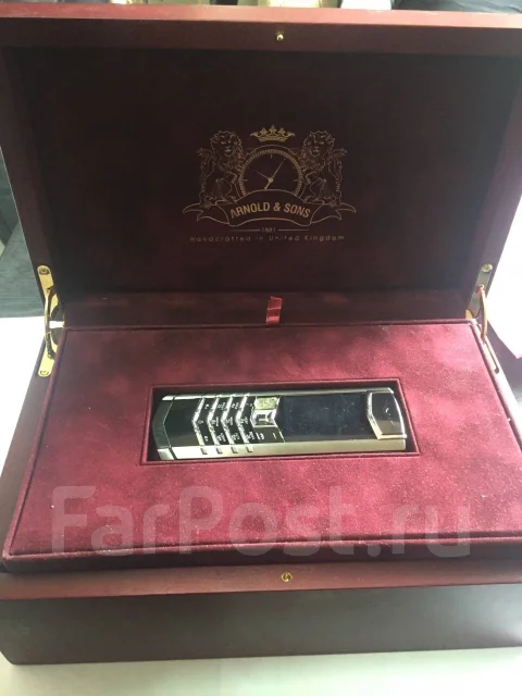 Vertu Constellation. �/�, ������ ����