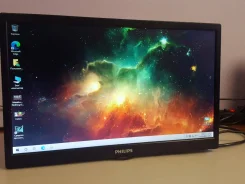 Philips. 19" ����