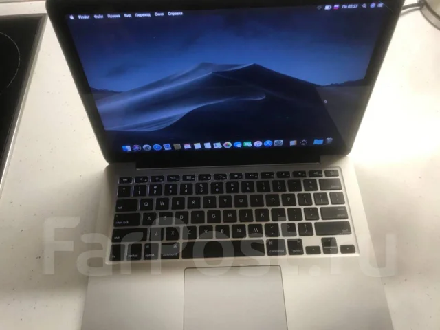 Apple MacBook Pro 15 2015 Mid MJLQ2. 13.4", 2,4����, ��� 8 ��, ���� 128���, ����������� �� 8��. ����
