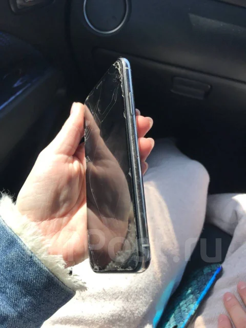 Apple iPhone X. �/�, �����, 4G LTE ����