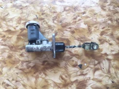 ������� ������� ��������� Mitsubishi Carisma 98-03 [MR244839] MR244839 ����