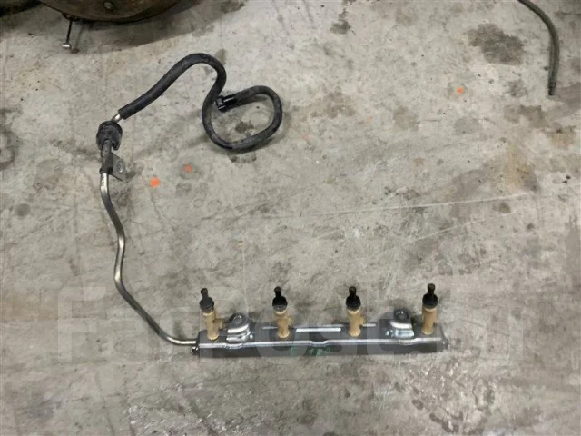 Как снять топливный шланг с рампы тойота королла - 88 фото