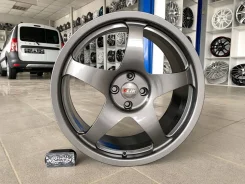 Slik. 8.0x18", 4x98, 4x100, ET40, �� 60,1���. ����