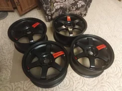 RAYS Volk Racing TE37. 8.0x17", 5x100, ET38 ����