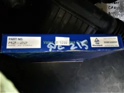 ���� ��������� Mazda 323 4, BG F85516460A 1989-1994 (����������� ��������) F85516460A ����