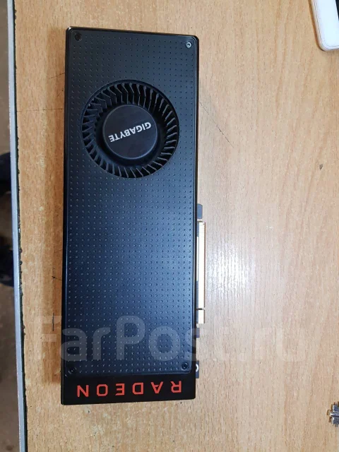 Radeon RX Vega 64 ����