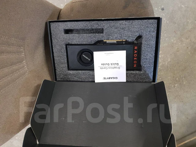 Radeon RX Vega 64 ����