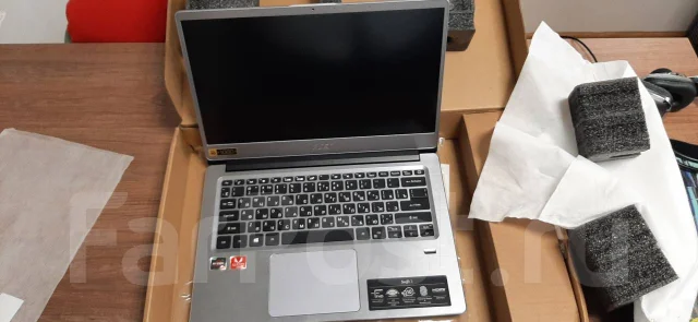 Acer Swift 3 SF314-41. 14", 2,6����, ��� 4 ��, ���� 128���, WiFi: 1, Bluetooth: 1, ����������� �� 10��. ����