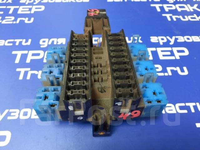 Замок багажника fiat punto 1 1993-199. Isuzu forward juston nrr33 блок предохранителей. Блок предохранителей isuzu forward. Предохранители исузу форвард frr32. Isuzu forward juston nrr33 блок предохранителей.