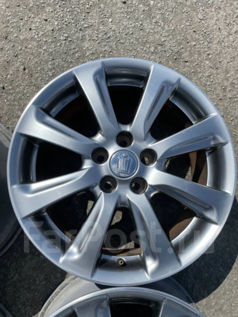 ������ ����� R18 �� Crown. 8.0x18", 5x114.3, ET45, �� 60,1���. ����