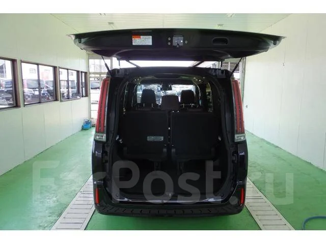 Toyota Esquire. �������, ��������, 2.0, ������, 8 000����. ��, �/�. ��� ����� �� ������������ ����