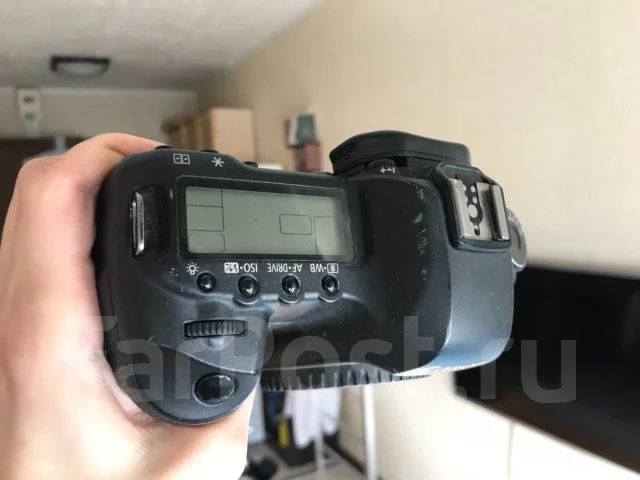 Canon EOS 5D Mark II. 20 � ����� ��, ���: ��� ���� ����