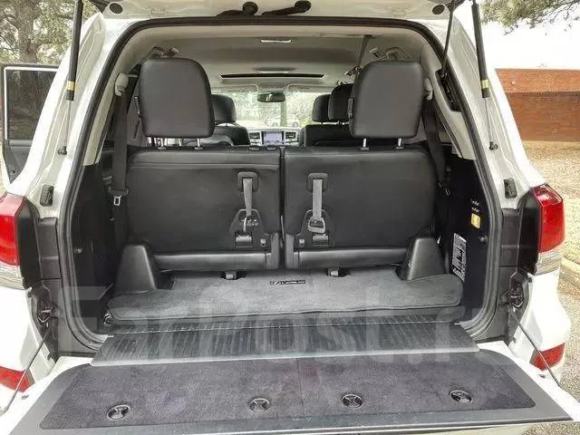 Lexus LX570. �������, 4wd, 5.7 (367��.�.), ������, 86 000����. ��, �/�, ��� ���. ��� ����� �� ������������ ����