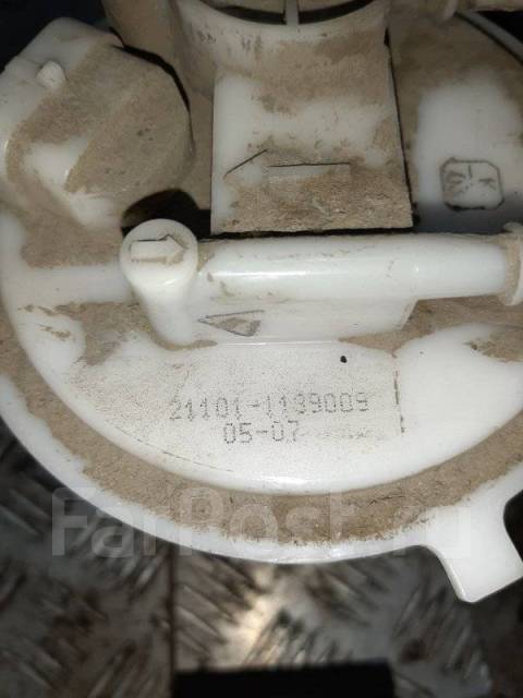 Бензонасосная станция лансер 9. Крышка бензонасоса 2114. Крышка бензонасоса ваз 2110 артикул. Лючок бензонасоса ваз 21099. Топливный насос 21099 инжектор.