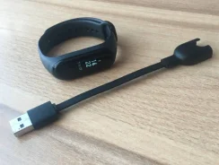 Xiaomi Mi Band 3 ����