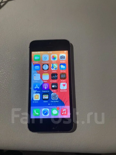 Apple iPhone SE. �/� ����