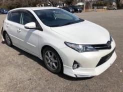 Toyota Auris. ZRE186, 1NZ ����