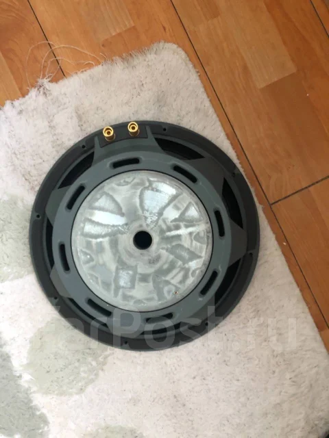 Boston Acoustics ����