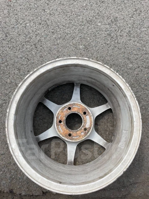 Buddy Club P1. 7.5x16", 5x114.3, ET32 ����