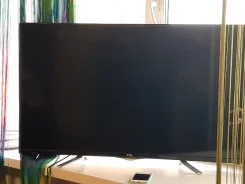 TCL. LED ����