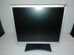 BenQ. 17" ����