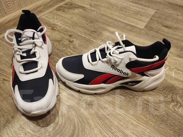 Reebok Vector Runner 43