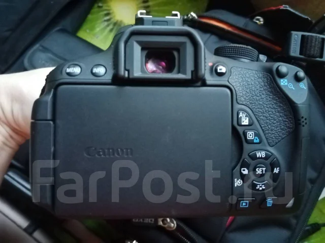 Canon EOS 700D ����