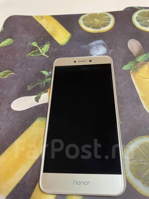 Honor 8 lite. �/� ����